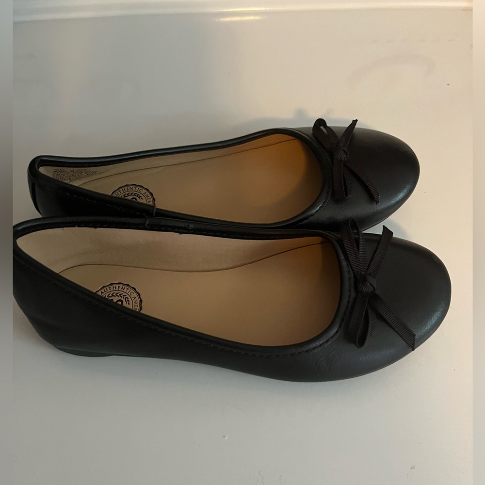 Little Girl’s Size 13 Dress Shoes